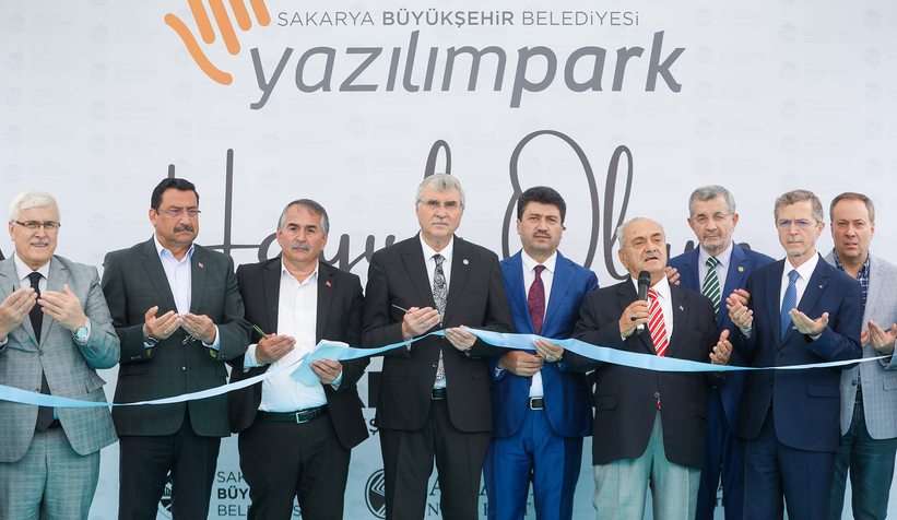 yazilim-park-acildiesturzvgdg