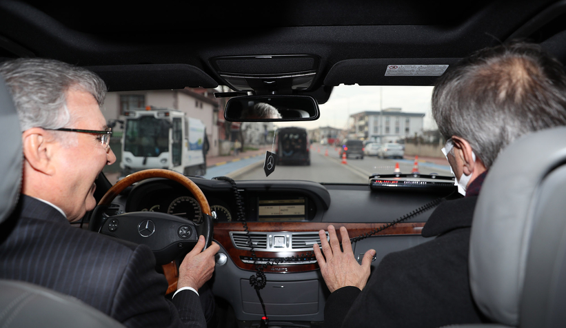 Yazlık’ı rahatlatan cadde ve köprü için görkemli açılış