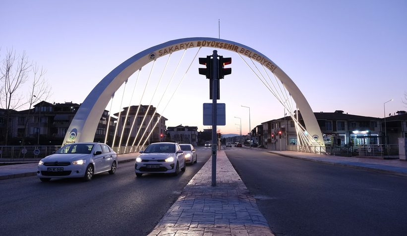 Yazlık’ı rahatlatan cadde ve köprü için görkemli açılış