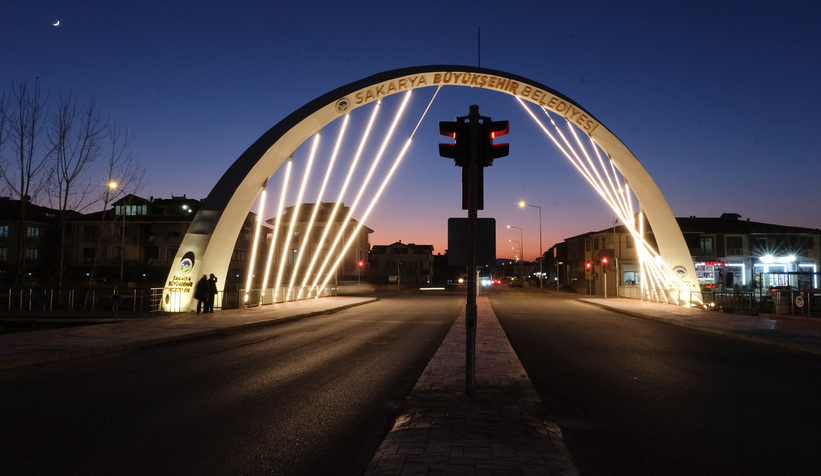 Yazlık’ı rahatlatan cadde ve köprü için görkemli açılış