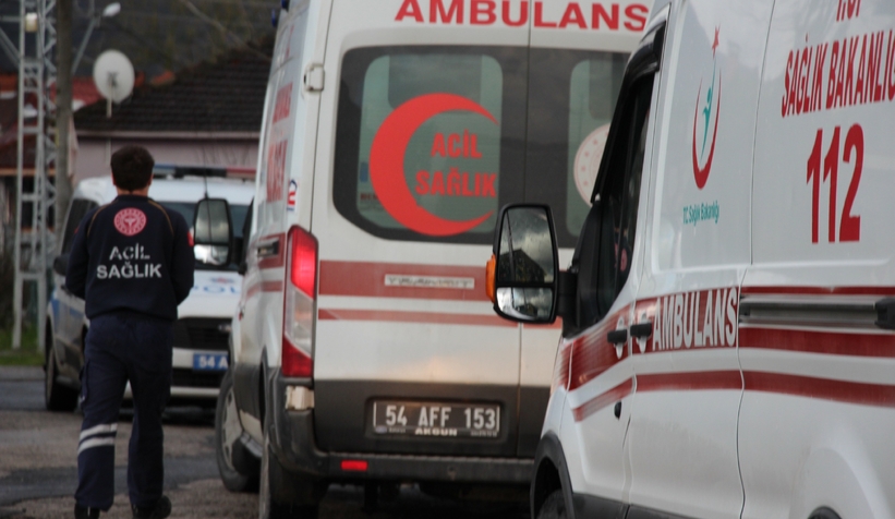 Yemek yerken bayılan karı koca hastaneye kaldırıldı