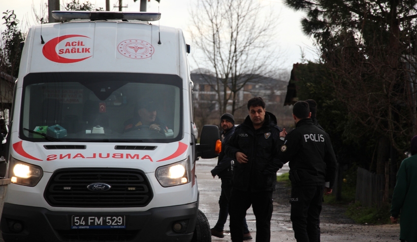 Yemek yerken bayılan karı koca hastaneye kaldırıldı