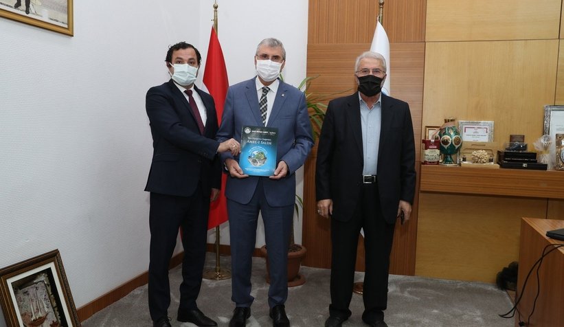 yeni-dunya-vakfindan-baskan-ekrem-yuceye-ziyaretvwdizvvmev
