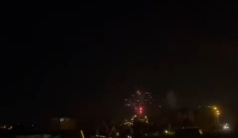 yeni-yili-silah-sikarak-karsiladilarsu9trhfmz2