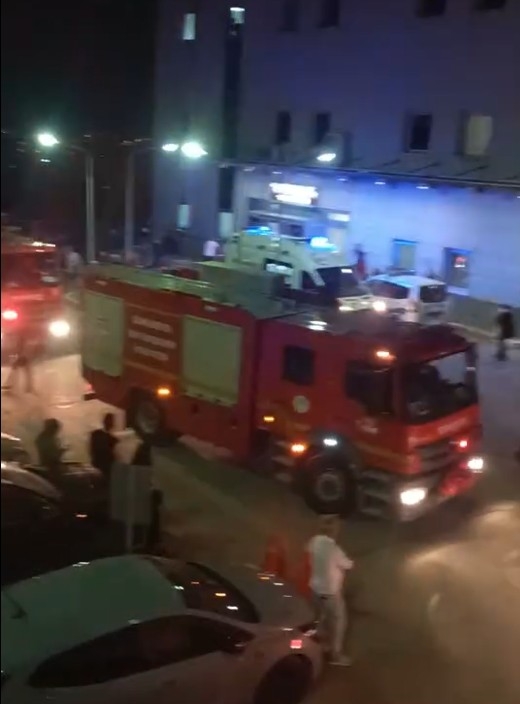 yenikent-devlet-hastanesi-nde-yanginoerrnnpfnf