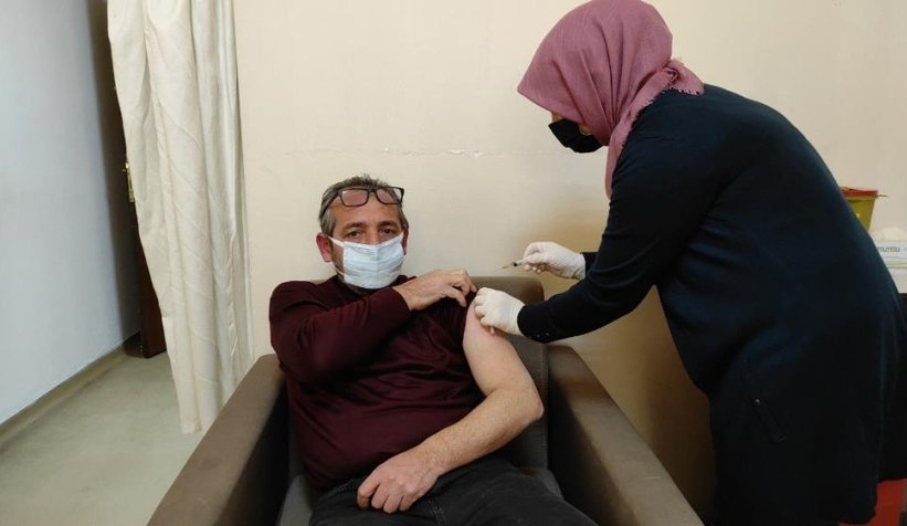 Yerli aşı Turkovac Sakarya'da yapılmaya başlandı