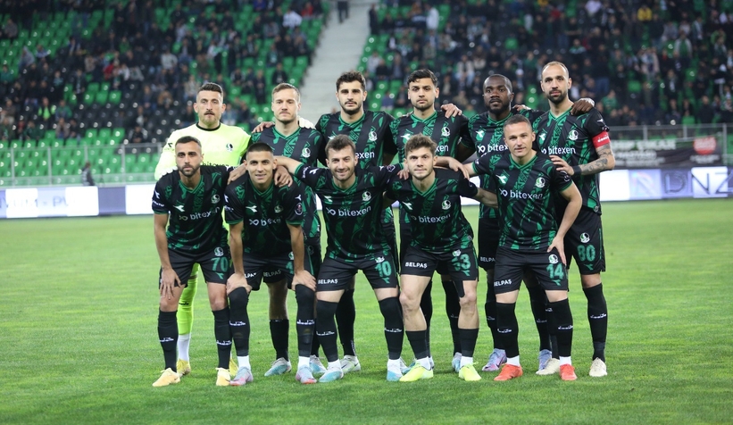 Yeşil siyahlılarda 9 futbolcunun sözleşmesi son buldu