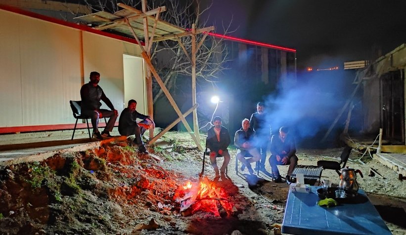 Yılbaşı gecesi şantiyede mahsur kaldılar