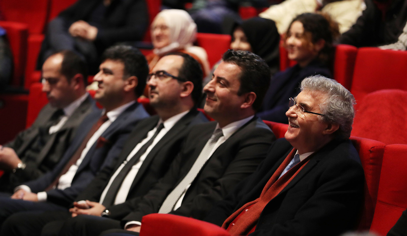 yilmaz-vuralfenerbahceli-diyorlar-ama-ben-sakaryasporluyumzznrquxhq1