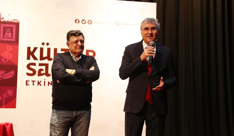yilmaz-vuralfenerbahceli-diyorlar-ama-ben-sakaryasporluyumzznrquxhq1