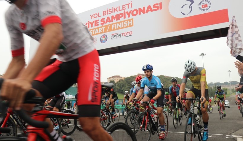 yol-bisikleti-turkiye-siyonasi-‘yol-yarisi-etabi-basladiakpjzjgyog