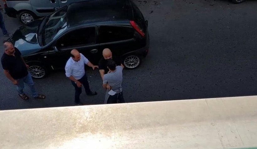 Yol verme kavgasında satırla dehşet saçtı