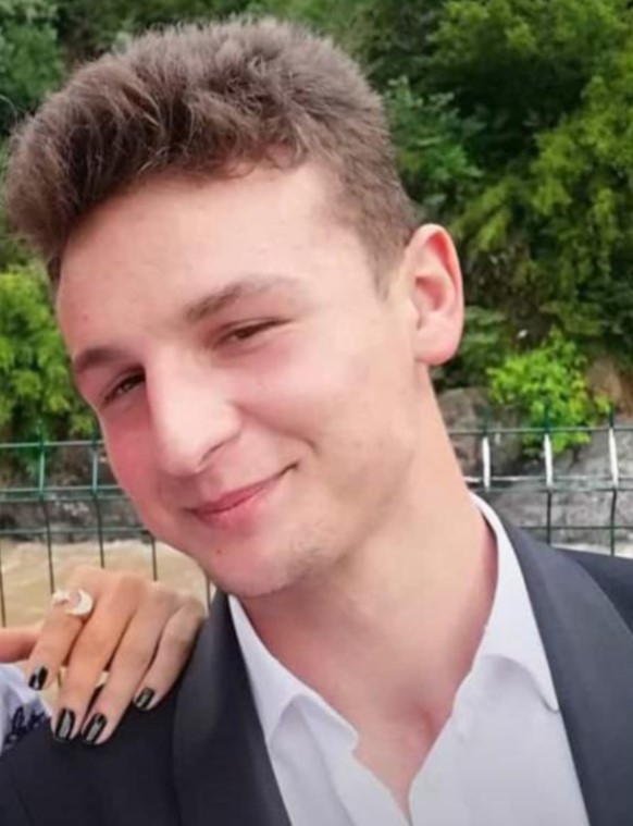 Yol verme tartışmasında 23 yaşındaki genç cinayete kurban gitti