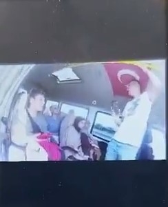 yolcu-gibi-halk-otobusune-binen-jandarma-ceza-kestiu2hmq3i0tm