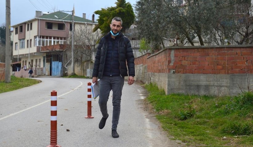 Yolu dubalarla çevirip nöbete başladı