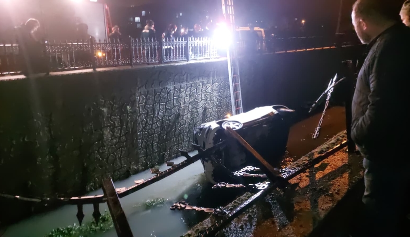 yolun-bittigini-goremedi-kanala-uctucwnjemn3ce