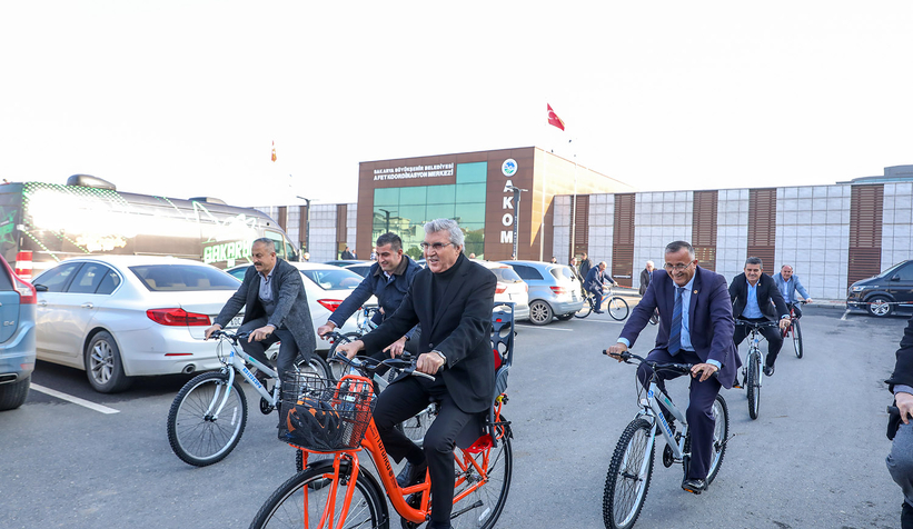 Yüce: Bisiklet şehri unvanımıza en güçlü katkıyı muhtarlar sunacak