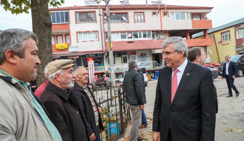 Yüce Karasu'da esnaf ve vatandaşları ziyaret etti