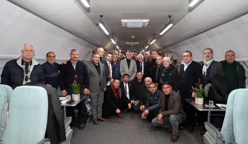 Yüce, Muhtarlar ile Uçak Kıraathanesi’nde buluştu