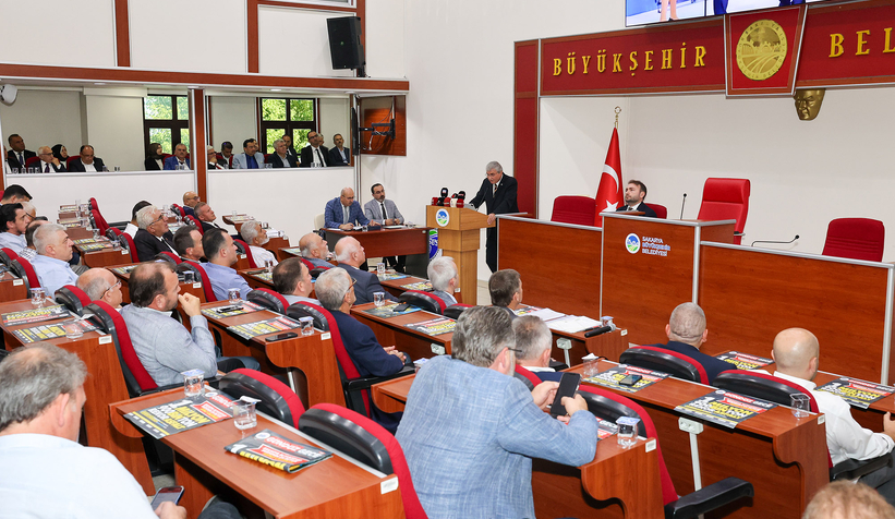 Yüce’den mecliste tek nefeste 4 buçuk yılın özeti