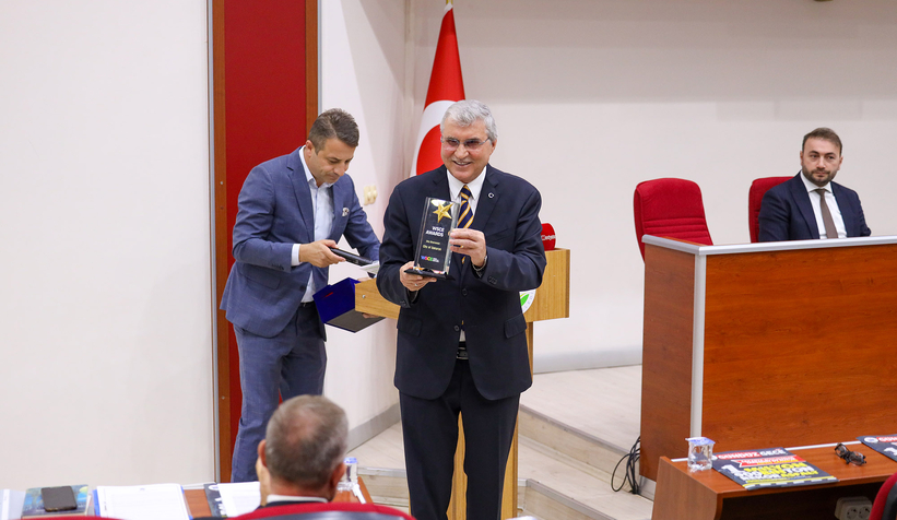 Yüce’den mecliste tek nefeste 4 buçuk yılın özeti