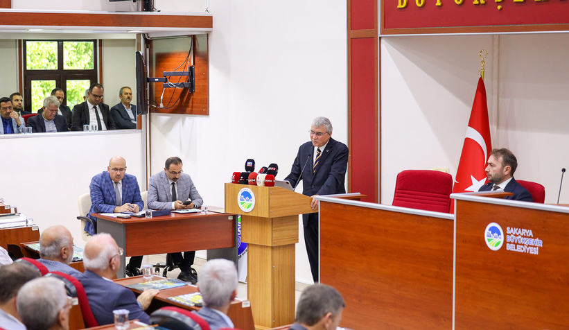 Yüce’den mecliste tek nefeste 4 buçuk yılın özeti