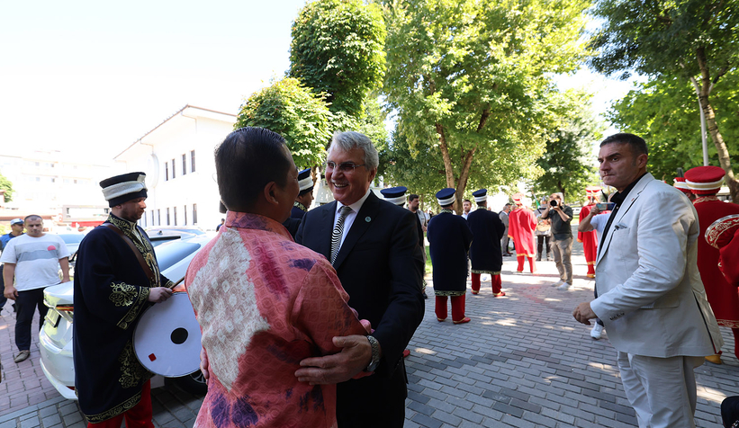 Yüce’nin ağırladığı Endonezya heyeti Sakarya’ya hayran kaldı