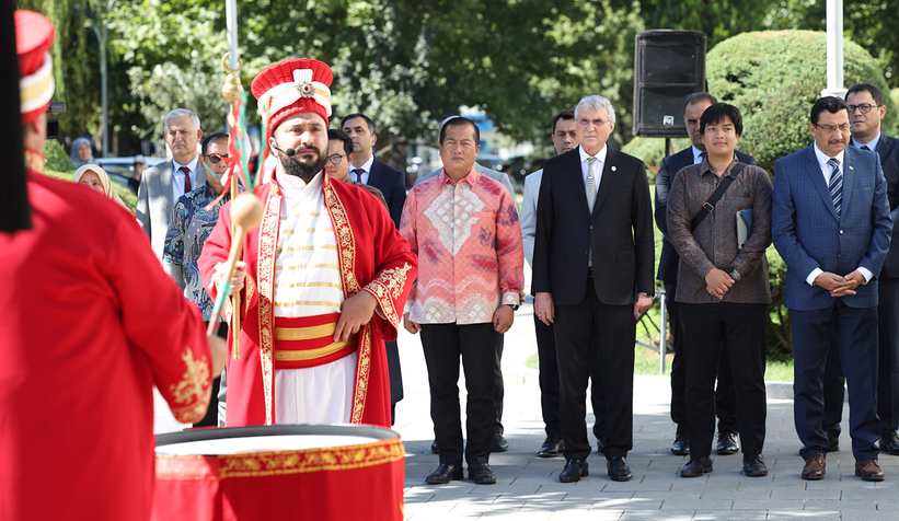 Yüce’nin ağırladığı Endonezya heyeti Sakarya’ya hayran kaldı