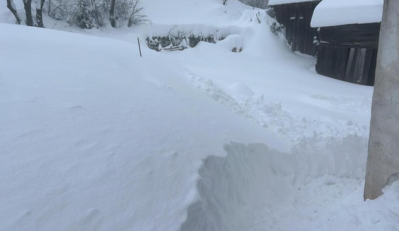 yuksek-kesimlerde-kar-kalinligi-bir-metreyi-bulduatzsckn1tm
