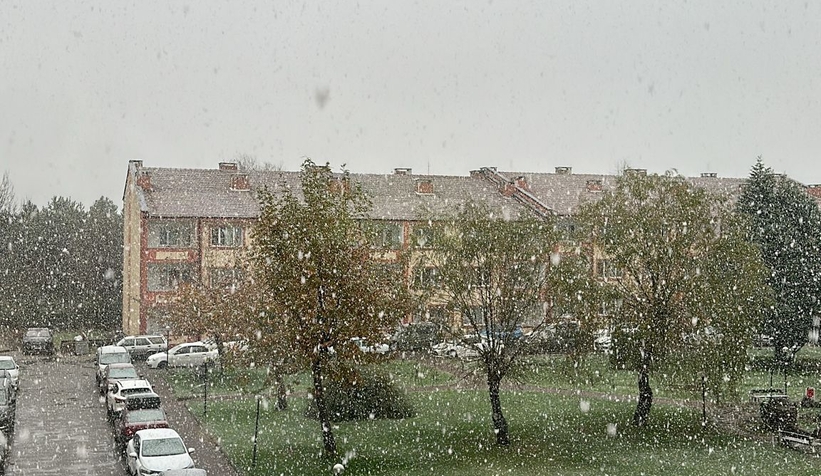 Yüksek kesimlerde kar yağışı başladı