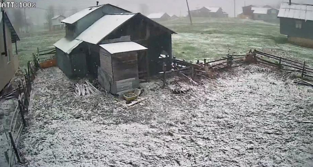 Yüksek kesimlere kar yağdı