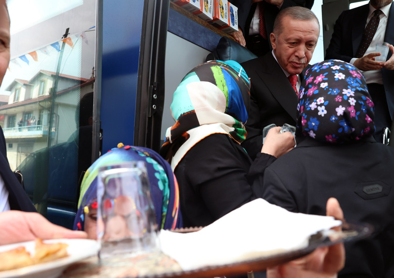 yunus-tever-coskulu-karsilama-icin-tesekkur-ettinephedhnqv