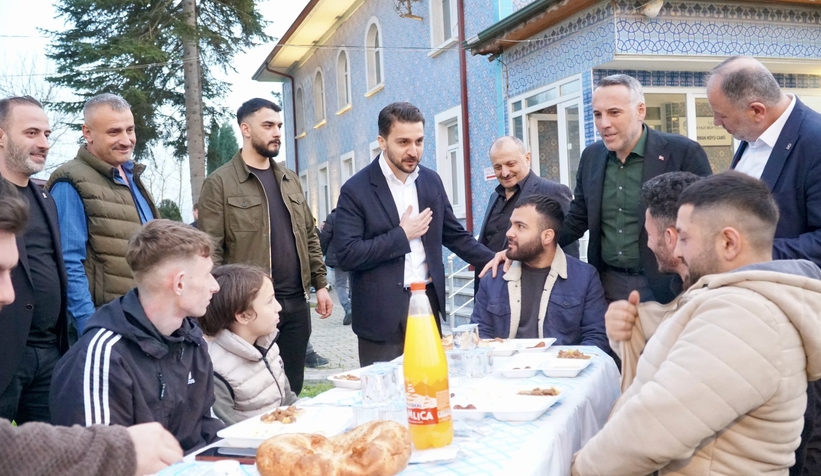 yunus-tever-den-akyazi-ziyaretin1dbntn5y1