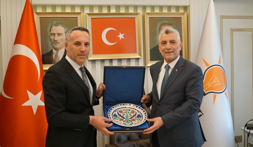yunus-tever-den-bakan-bolat-a-sakarya-ya-verdigi-destek-icin-tesekkurunpirgnjnf