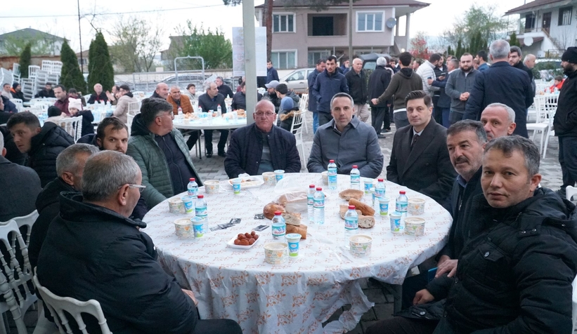 Yunus Tever'den Sapanca ve Hendek'te seçim çalışması