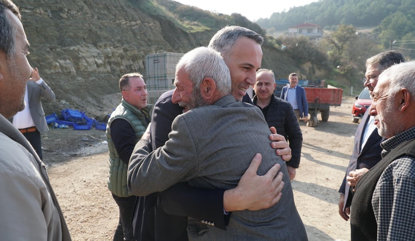 yunus-tever-geyve-de-vatandaslarla-bulustuavhyaxd1be