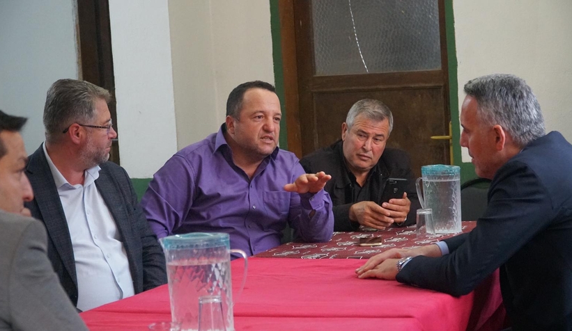 yunus-tever-geyve-de-vatandaslarla-bulustuavhyaxd1be