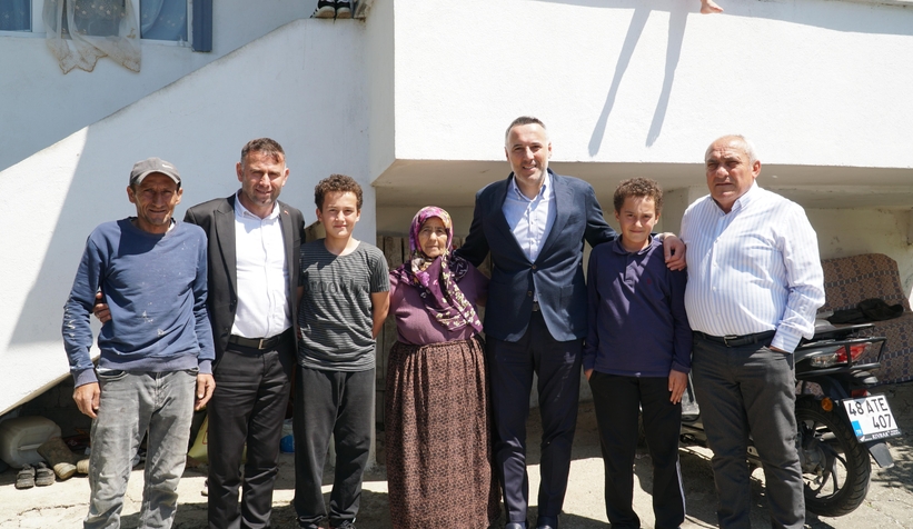 yunus-tever-her-kapi-bir-gonul-programina-kaynarca-ile-devam-ettidvjsew1euu