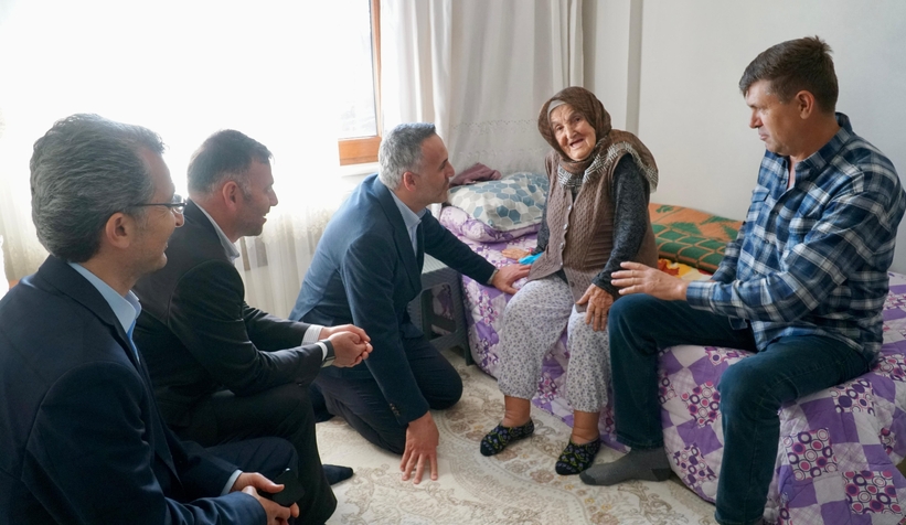 yunus-tever-her-kapi-bir-gonul-programina-kaynarca-ile-devam-ettidvjsew1euu