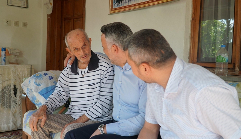 yunus-tever-karapurcek-te-vatandaslarla-bulustubjdwaw1yen