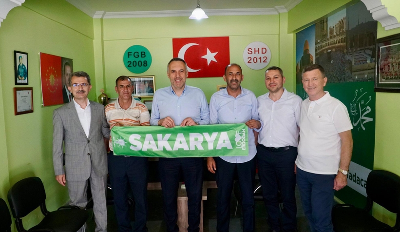 yunus-tever-karapurcek-te-vatandaslarla-bulustubjdwaw1yen