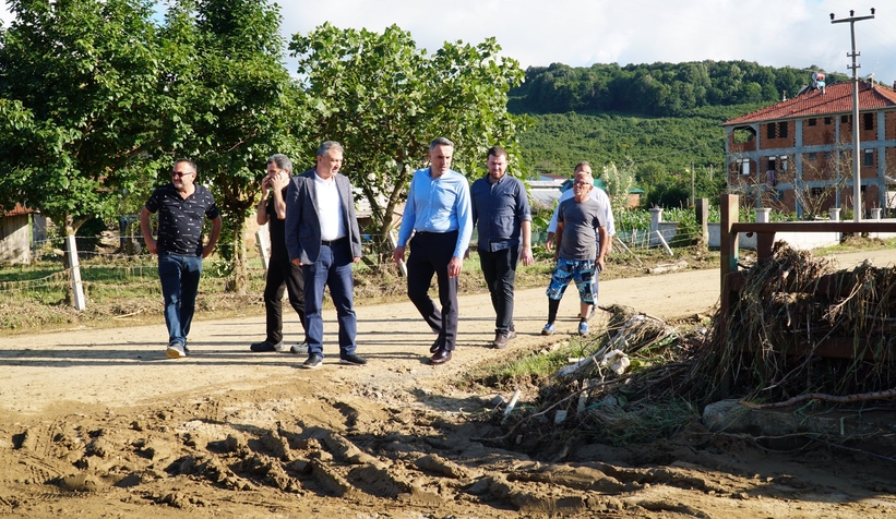 yunus-tever-selin-vurdugu-kocaali-de-incelemelerde-bulunduwwngww1tzz