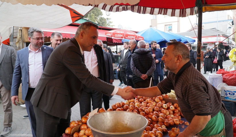 yunus-tever-ziyaretlerine-geyve-ile-devam-ettitenfv2k5nv