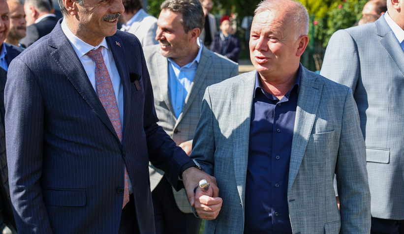 yusuf-alemdar-akyazinin-merkeziyle-birlikte-altyapisini-yenileyecegizk3h1wknnvm