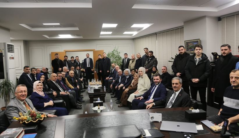 yusuf-alemdar-dan-adapazari-belediyesi-ve-mhp-ye-ziyaretoxrhqwzxy1