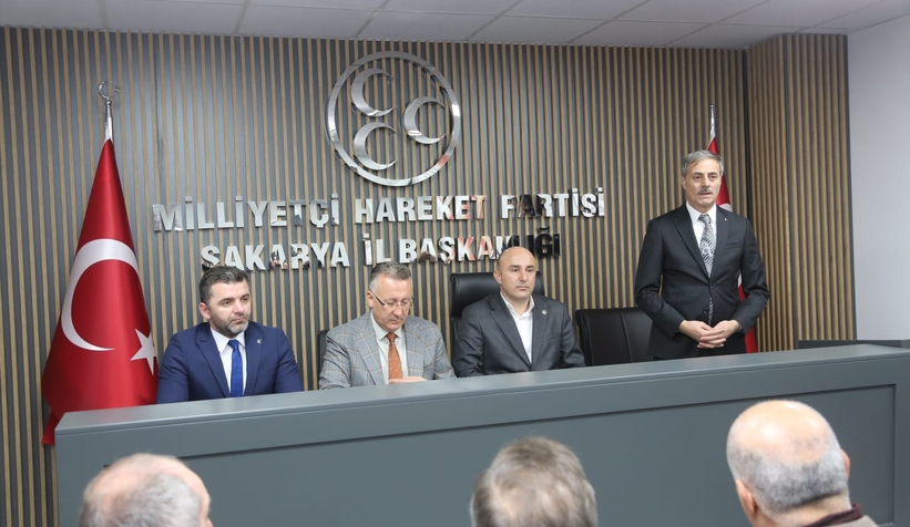 yusuf-alemdar-dan-adapazari-belediyesi-ve-mhp-ye-ziyaretoxrhqwzxy1