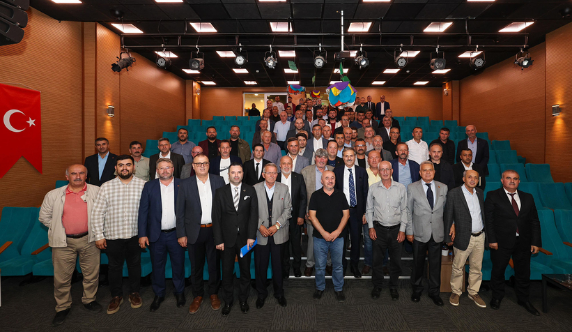 Yusuf Alemdar Geyve’yi ziyaret etti