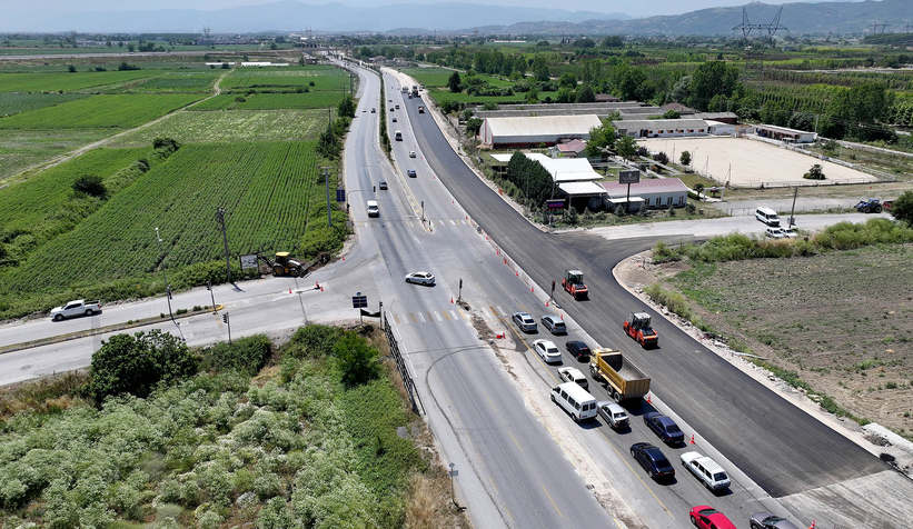 yusuf-alemdar-metrobus-hatti-calismalarini-sahada-takip-ediyorrhnlsvfpof