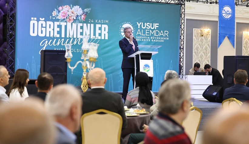 yusuf-alemdar-ogretmenler-ile-bir-araya-gelditwvrvwniqk