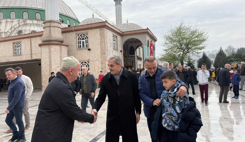 yusuf-alemdar-vatandasla-bayramlastiogdnumdonj